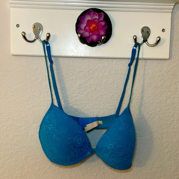 Sexy Aqua Lace Push-Up Bra - Picture 8 of 16